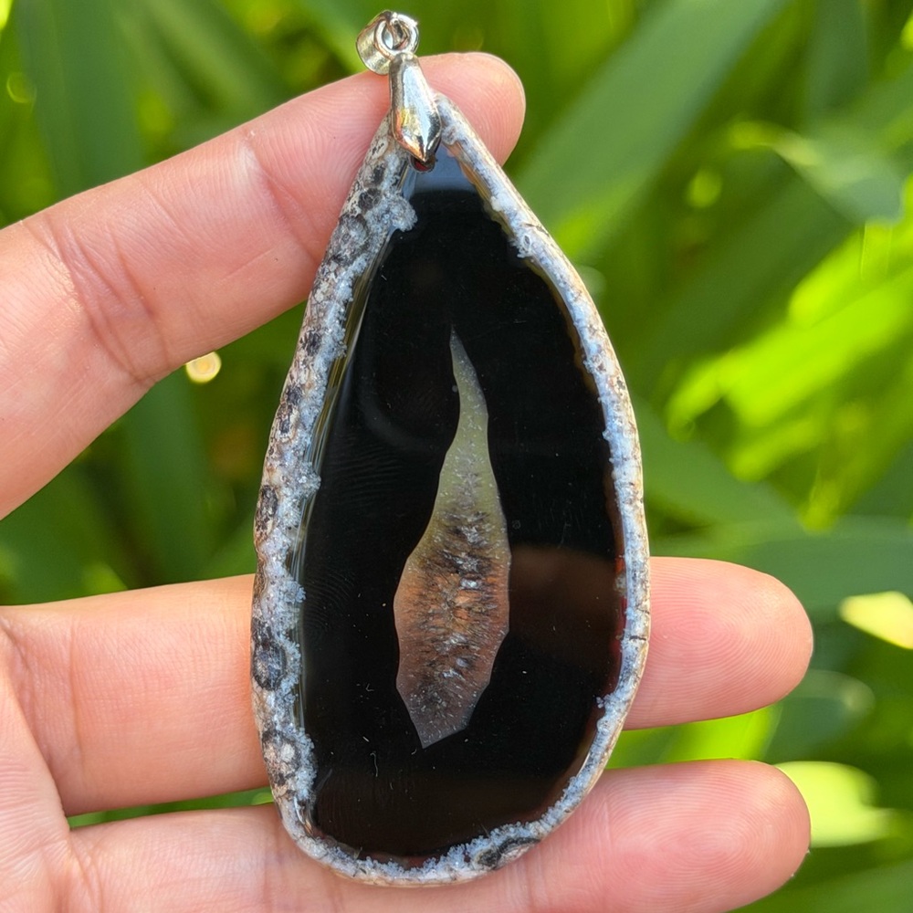 Sterling silver 925 stamped black druzy agate pendant 0737